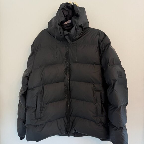 RAINS Alta Puffer Jacket β Black β Size XL π€π§₯ - Picture 5 of 8
